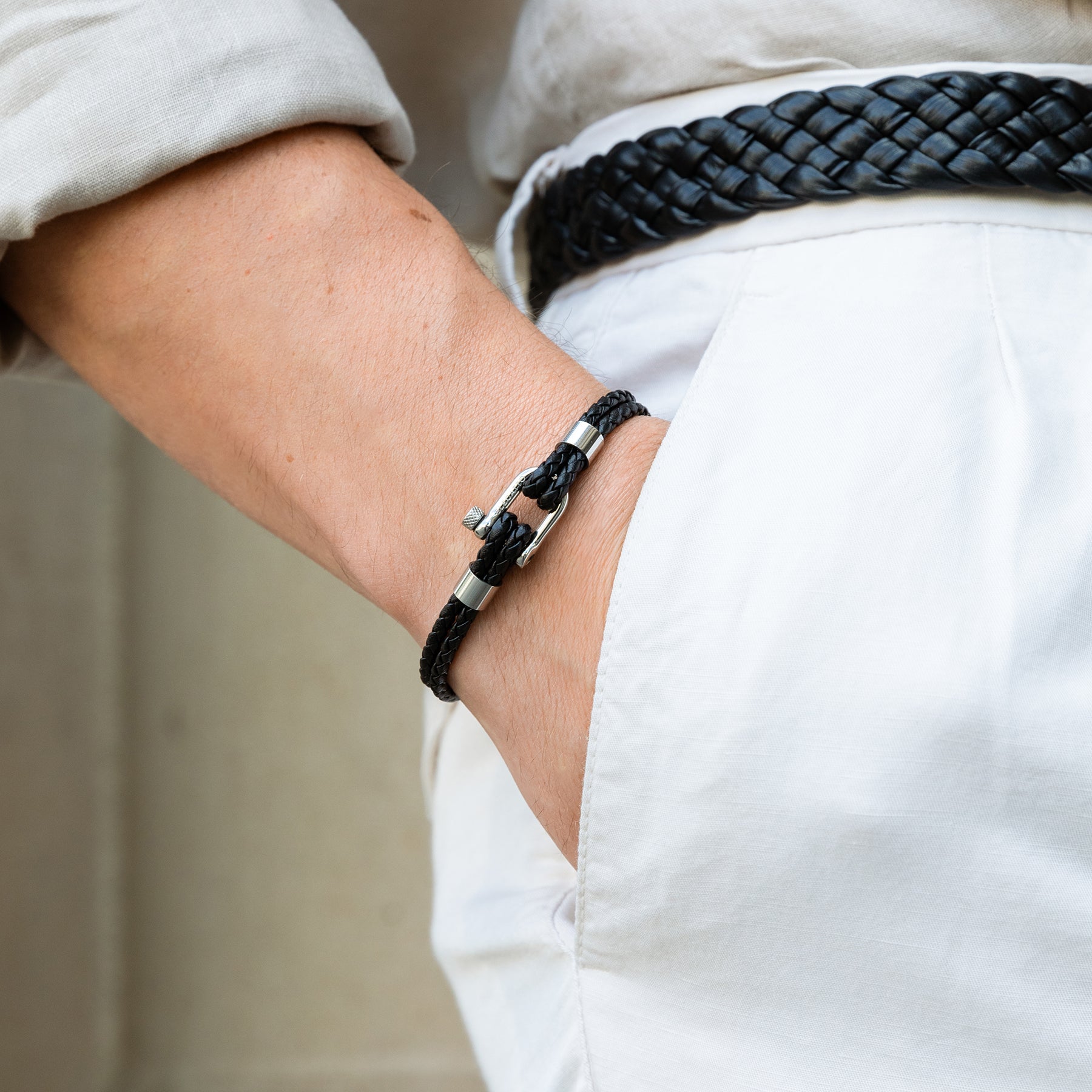 Helix Black